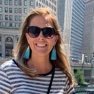 Meet your Posher, Lori